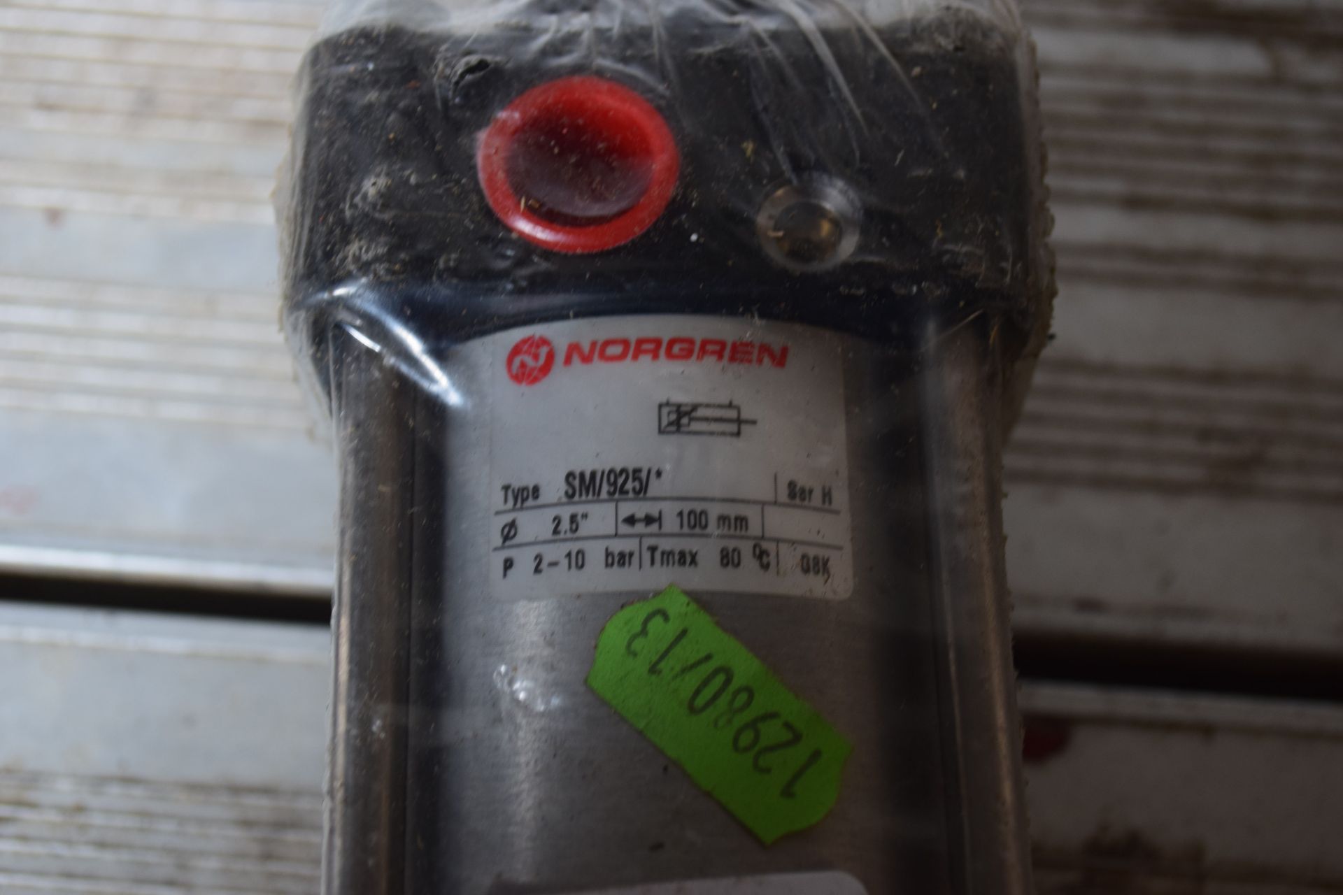 Norgren air cylinder (RAM) 100mm - Image 2 of 2