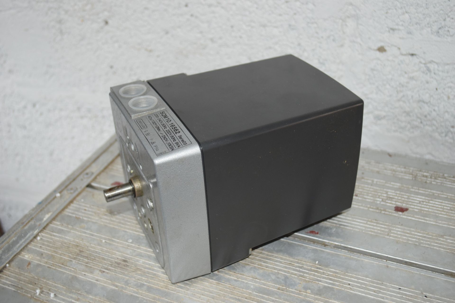 Burner Servo motor SQM10