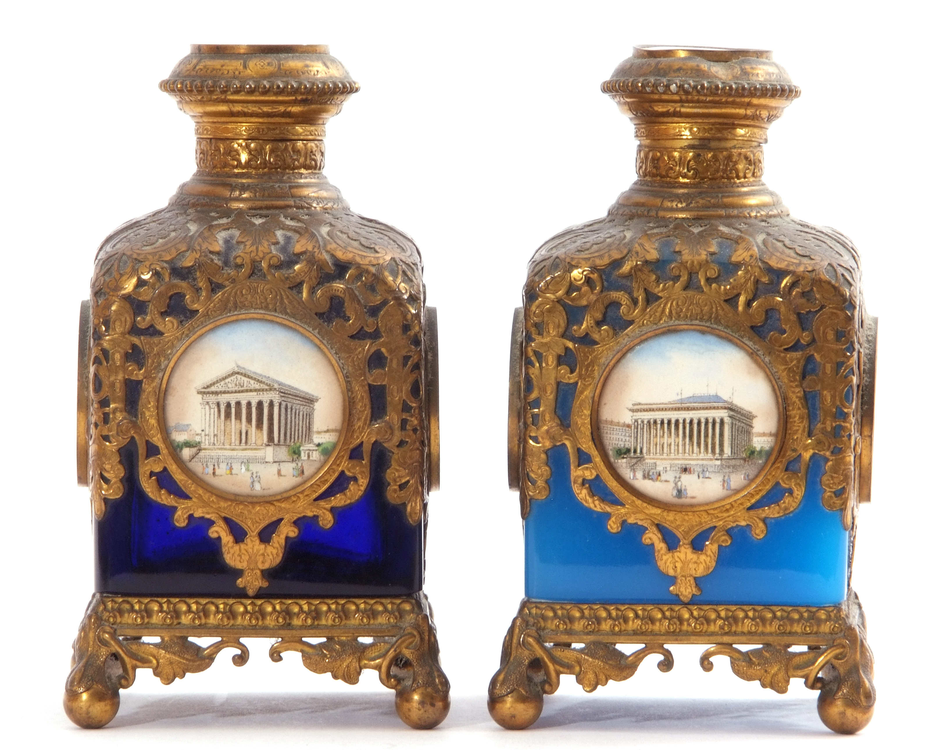 Two Palais Royale gilt metal mounted glass square scent bottles with pierced sleeves and caps - Image 5 of 11