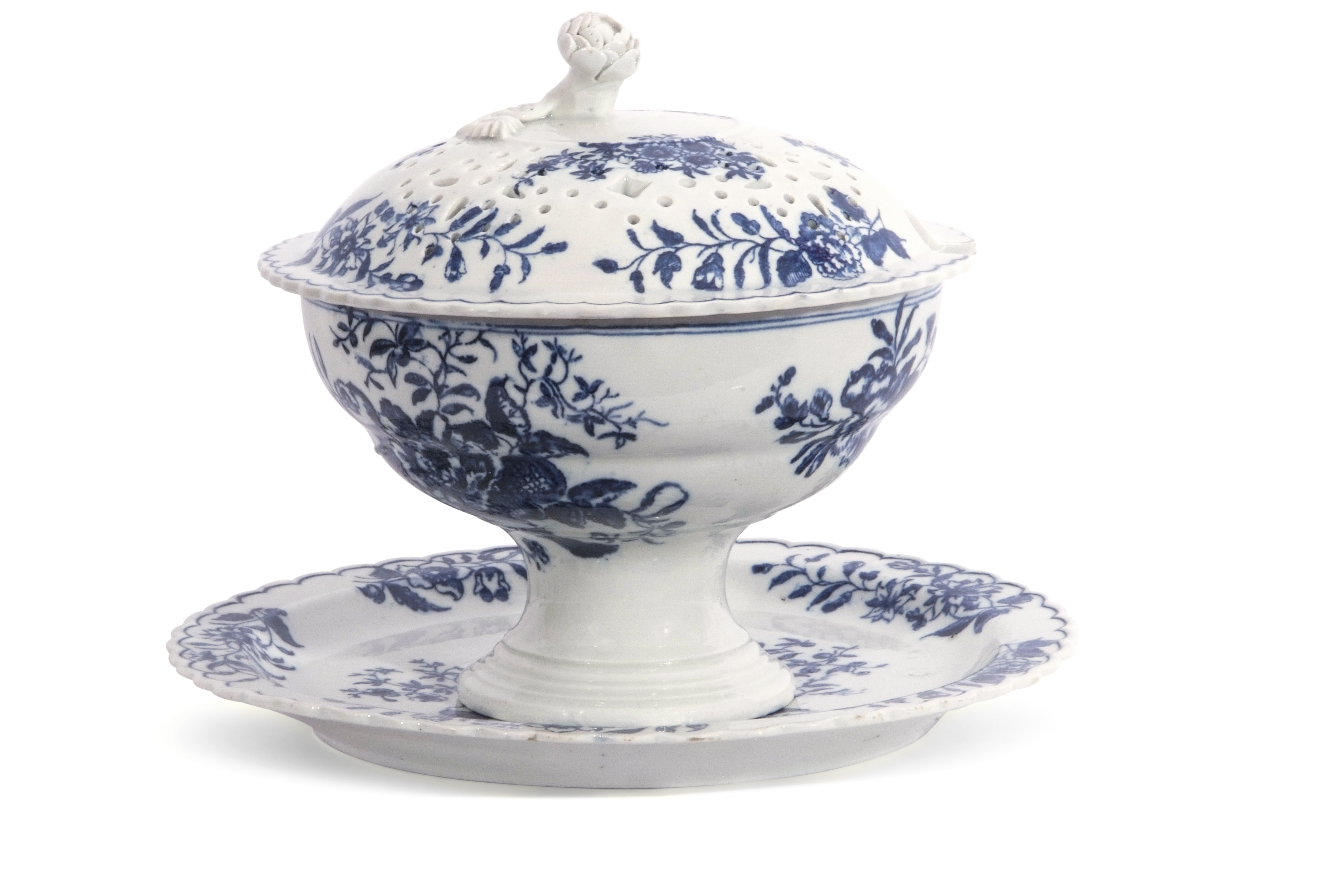 Lowestoft porcelain rice bowl, cover and stand, or small dessert tureen, decorated with the pine