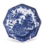 Lowestoft porcelain tea pot stand decorated in underglaze blue with a printed design of pagoda or