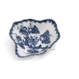 Lowestoft porcelain pickle dish decorated in underglaze blue with a fruiting vine design within a