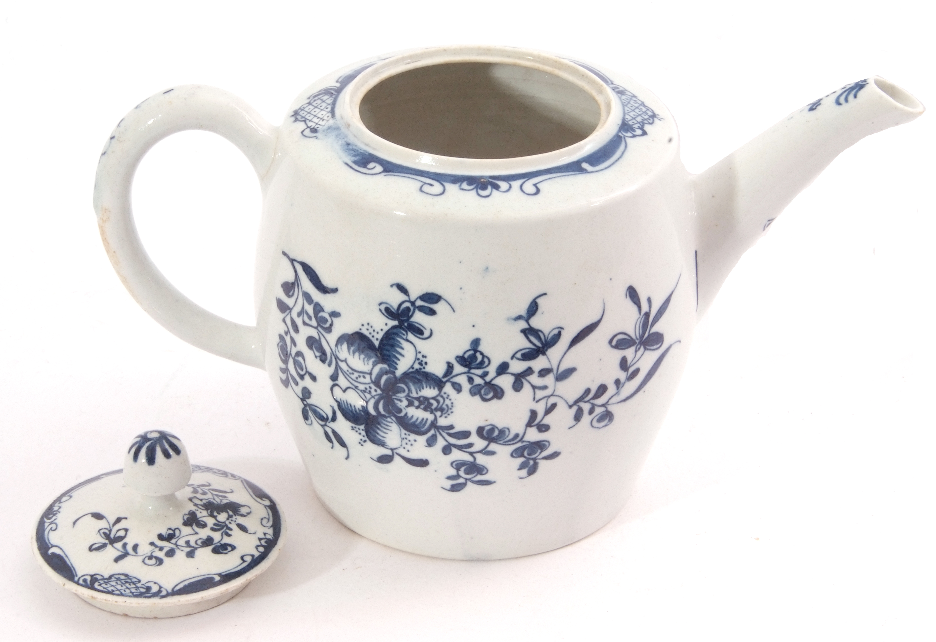 Unusual Lowestoft porcelain barrel shaped tea pot and cover, decorated with trailing flowers - Image 4 of 6