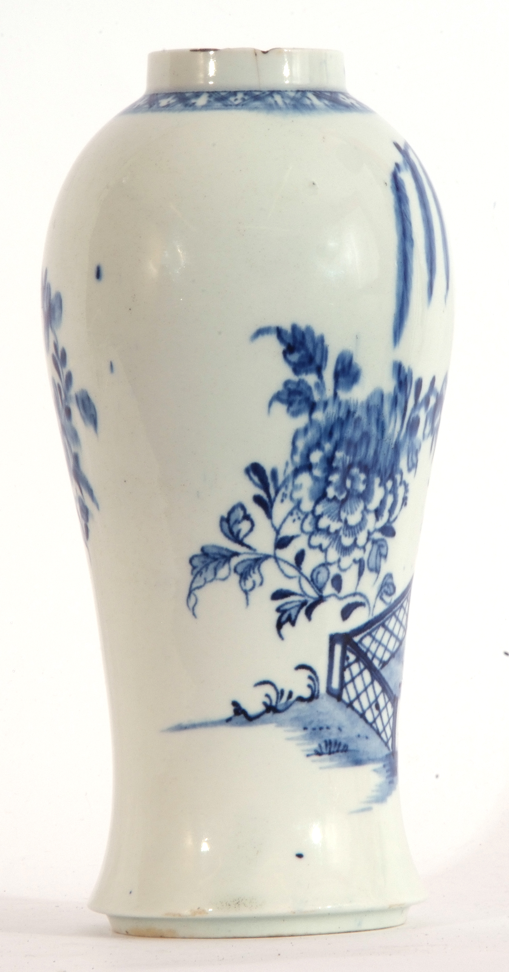 Lowestoft porcelain baluster vase decorated in underglaze blue with a fence and trees and floral - Image 5 of 7