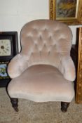 BUTTON BACK UPHOLSTERED BEDROOM CHAIR, WIDTH APPROX 73CM MAX