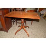 19TH CENTURY SIDE TABLE RAISED ON A CENTRAL TURNED COLUMN OVER QUADRUPED SUPPORTS, APPROX 92 X 58CM