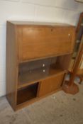 MID-20TH CENTURY OAK FALL FRONT BUREAU WITH GLAZED CUPBOARD BENEATH, WIDTH APPROX 83.5CM