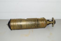 VINTAGE MINIMAX HAND PUMP EXTINGUISHER