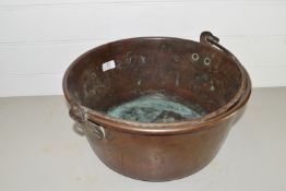 LARGE COPPER BOWL WITH METAL HANDLE