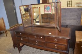 LATE 20TH CENTURY DRESSING TABLE WITH MIRROR BACK, LENGTH APPROX 131CM, TOGETHER WITH A SMALL