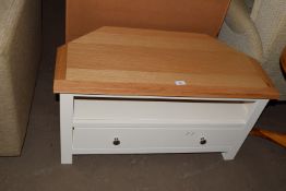 MODERN PAINTED EFFECT CORNER TV STAND, WIDTH APPROX 90CM