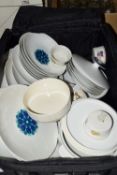 SUITCASE CONTAINING QUANTITY OF THOMAS AND VILLEROY & BOCH AND ROYAL WORCESTER TABLE WARES