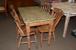 VINTAGE PINE KITCHEN TABLE AND MATCHING CHAIRS, TABLE APPROX 107 X 60CM