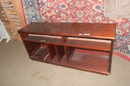 MAHOGANY EFFECT LOW SIDE CABINET, LENGTH APPROX 150CM