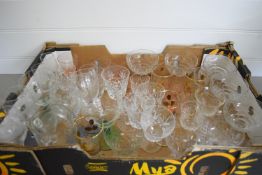 BOX CONTAINING GLASS WARES