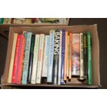 BOX VARIOUS HARDBOOK COOKERY INTEREST BOOKS - BAKING ETC