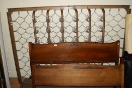 MID-20TH CENTURY OAK ENDED BENCH WITH CARVED DETAIL, WIDTH APPROX 137CM