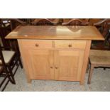 MODERN OAK EFFECT SIDEBOARD, LENGTH APPROX 114CM