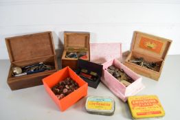 BOX CONTAINING VARIOUS WOODEN BOXES WITH MIXED ITEMS, PENS, KEYS, ETC