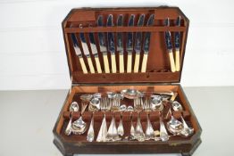 WOODEN CUTLERY BOX CONTAINING PLATED FLATWARES