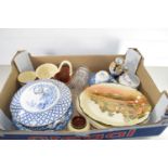 BOX CONTAINING CERAMIC ITEMS, DOULTON DISH, DOULTON BLUE AND WHITE VASE ETC