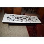 RETRO COFFEE TABLE WITH FLORAL PRINT DESIGN, 113 X 37CM