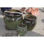 SET OF THREE GRADUATED GLAZED PLANTERS