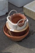 SMALL QUANTITY OF VARIOUS TERRACOTTA POTS