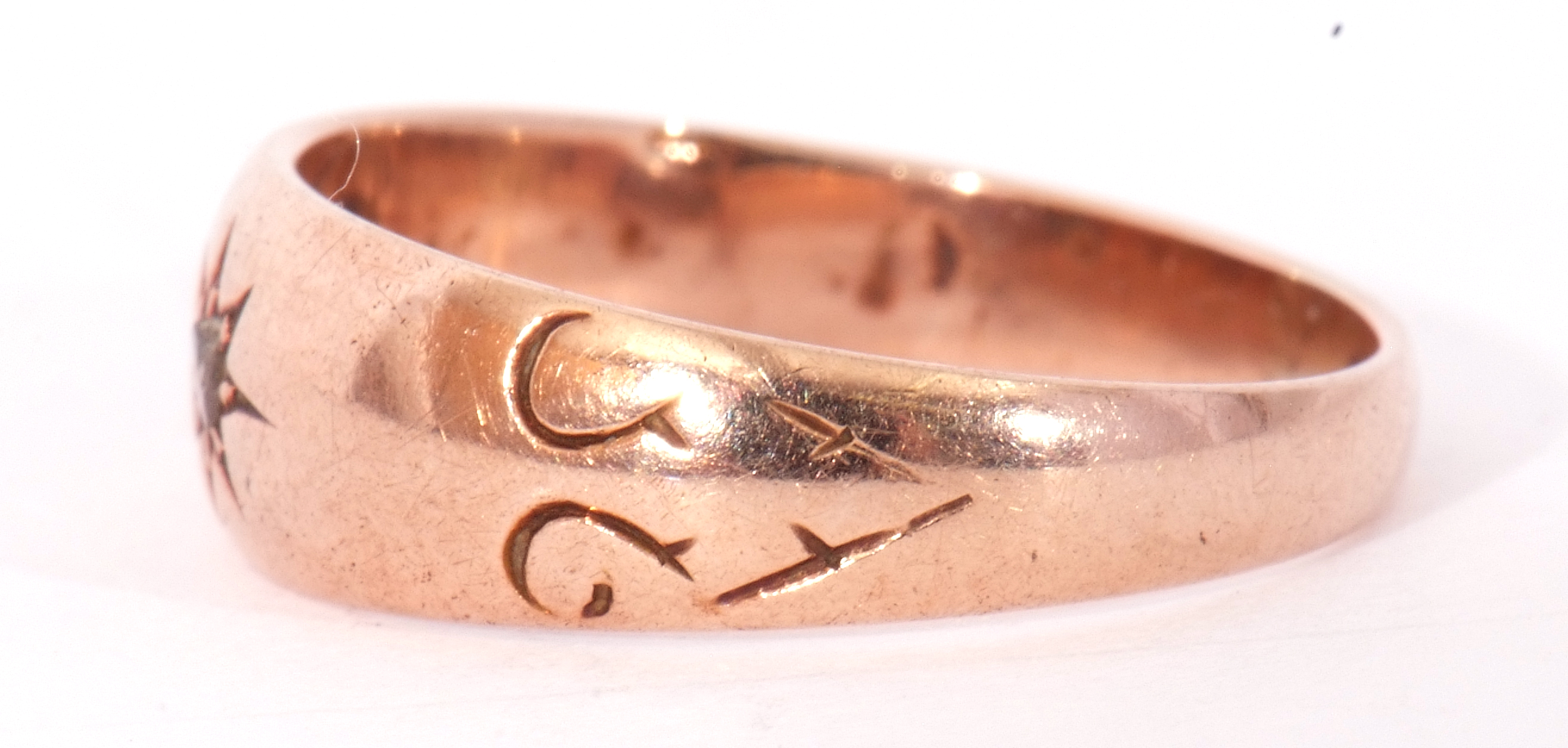 Antique 9ct gold small diamond ring, centring a small single cut diamond in a star engraved - Image 2 of 7