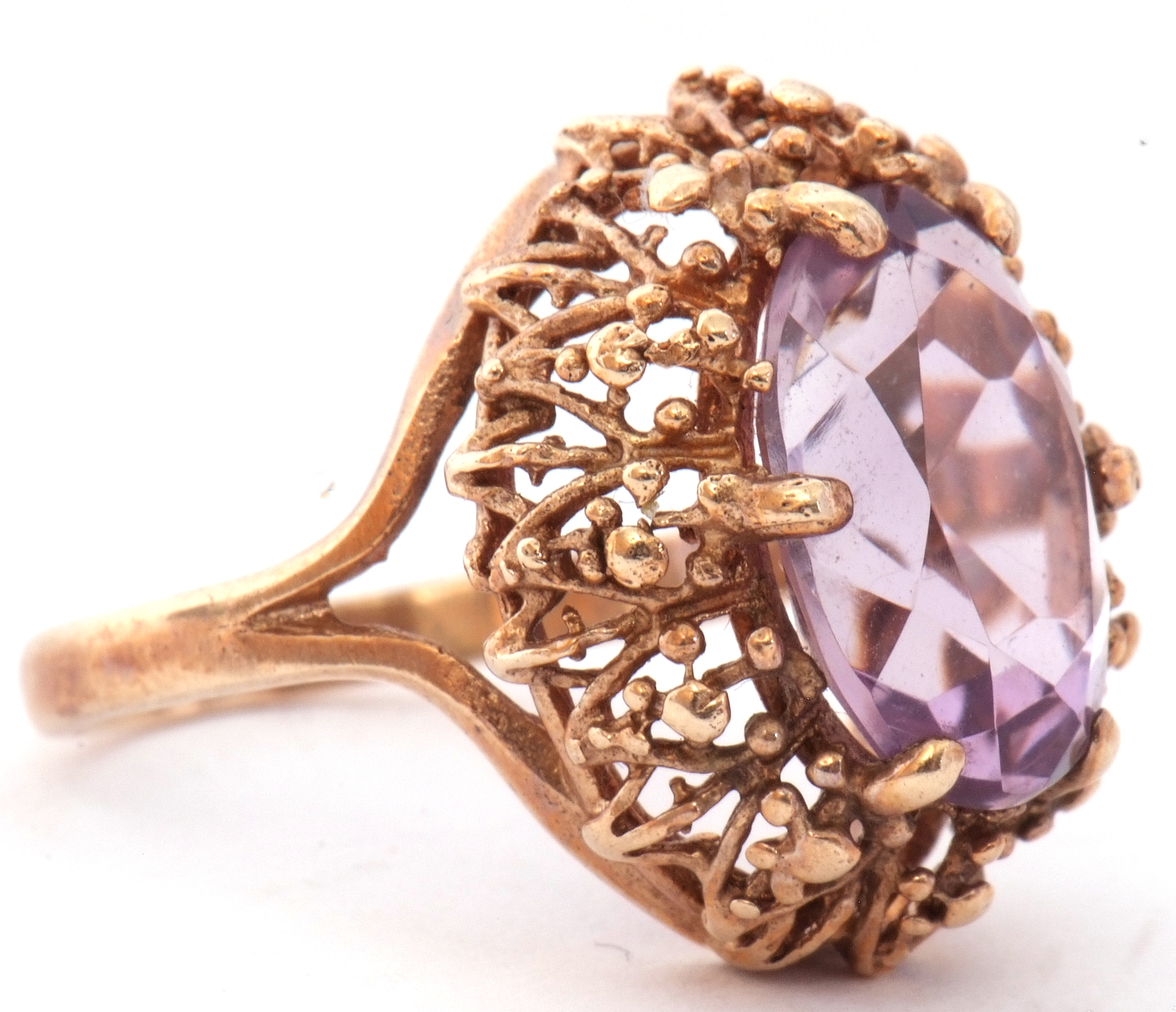 Vintage 9ct gold purple stone dress ring, the oval cut faceted purple stone in a pierced bead - Image 2 of 9
