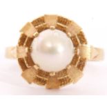Modern yellow metal and cultured pearl ring centring a cultured pearl, 6mm diam, multi-claw set