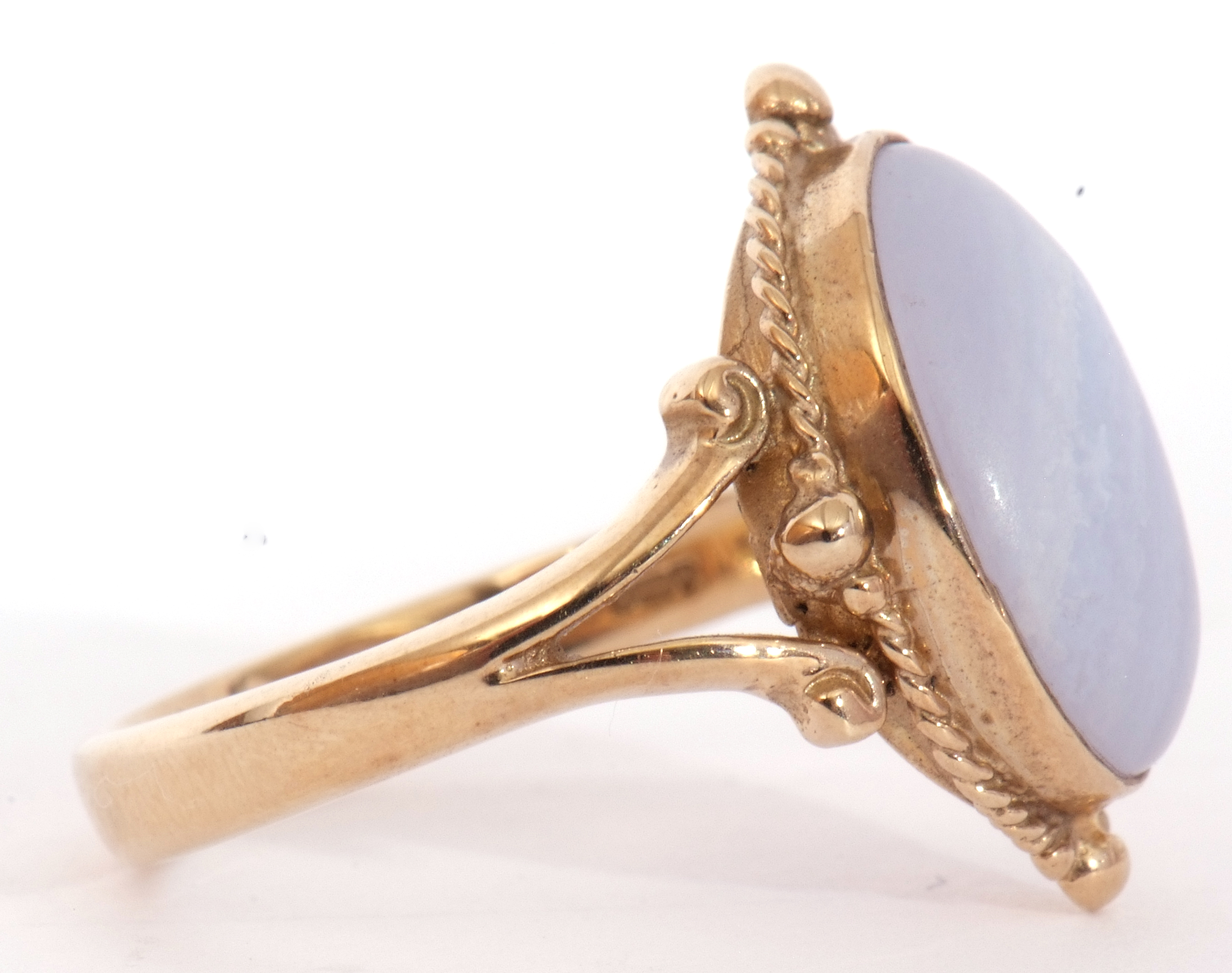 9ct gold and quartz ring, a cabochon centre pale quartz, bezel set and framed in a bead and split - Image 5 of 7