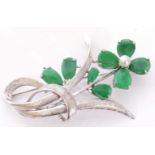 Precious metal jade and pearl set spray brooch stamped 14K, 5.3cm, g/w 7.8gms