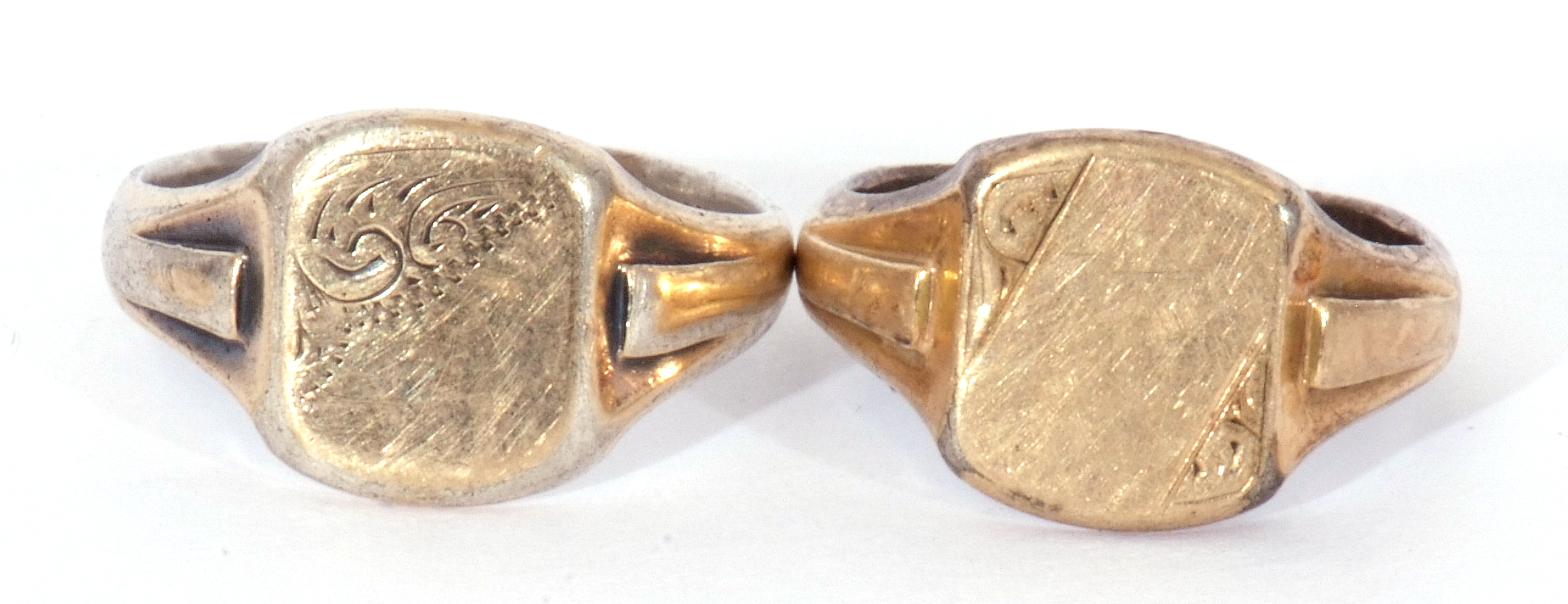 Mixed Lot: hallmarked silver gilt gents signet ring, size R, a 9ct and silver stamped gents signet - Image 3 of 6