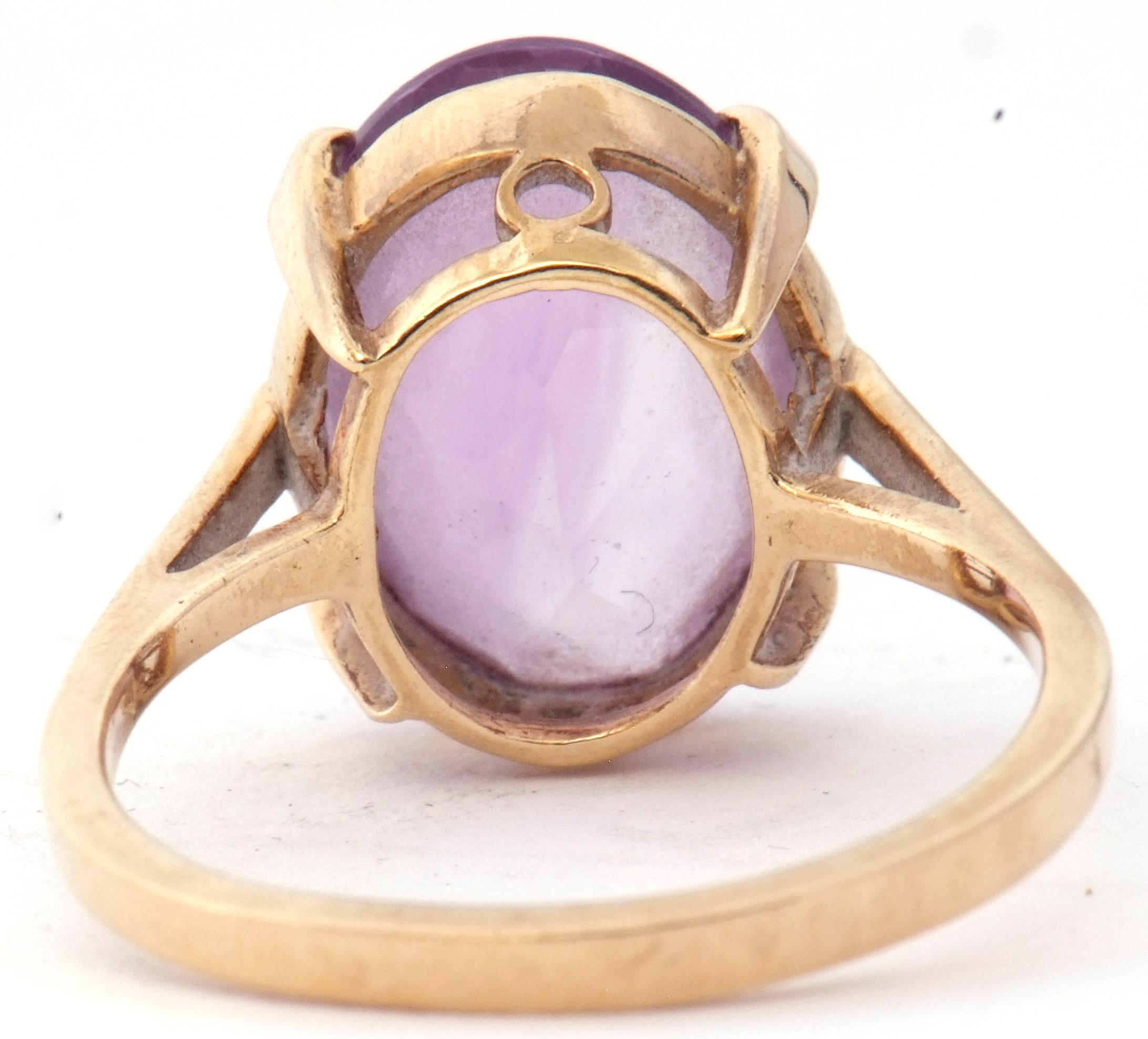 Modern 9ct gold pale purple stone ring, the oval faceted purple stone four claw set raised in a - Image 4 of 8