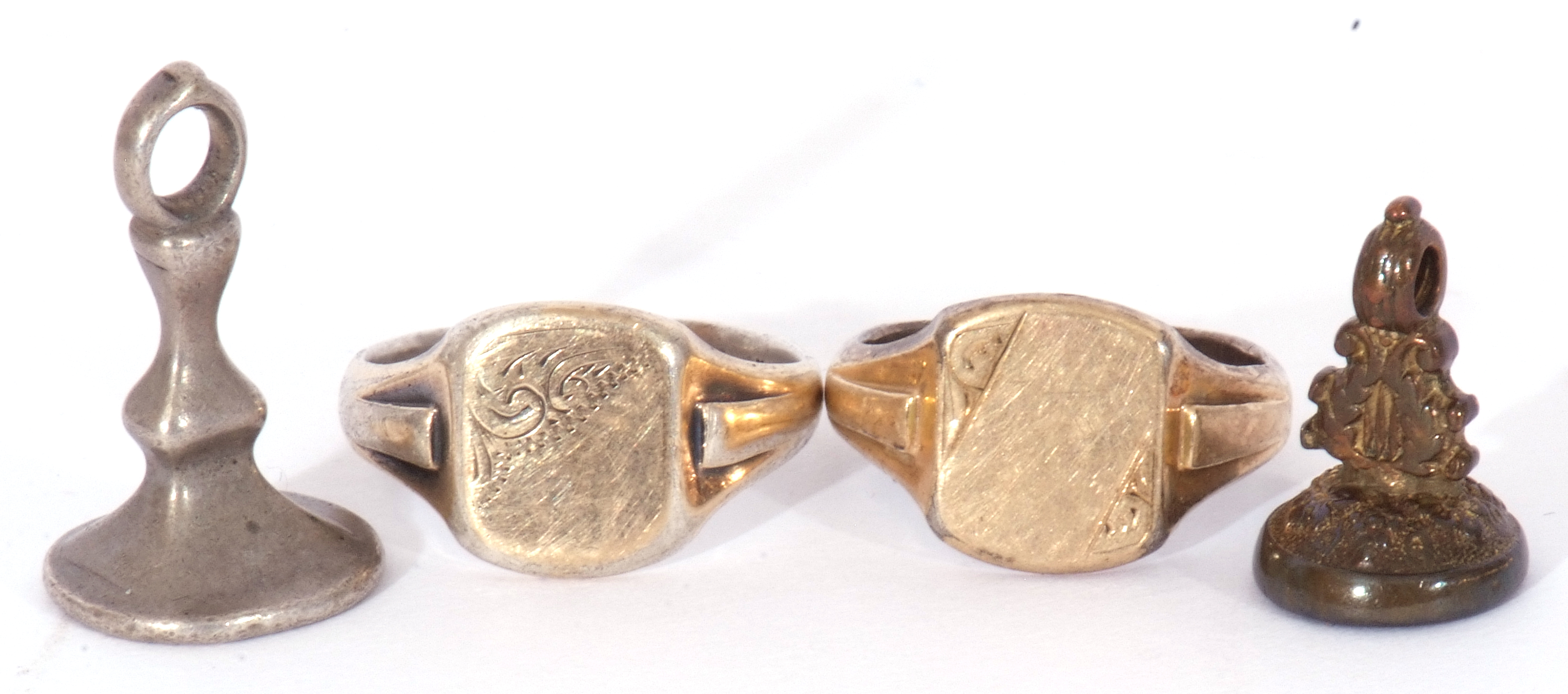 Mixed Lot: hallmarked silver gilt gents signet ring, size R, a 9ct and silver stamped gents signet