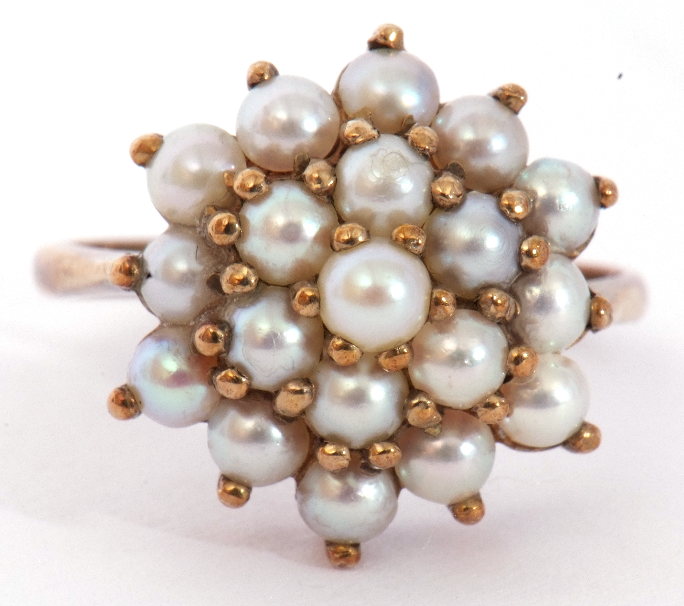 9ct gold and seed pearl cluster ring featuring three tiers of small seed pearls, each individually - Image 3 of 6