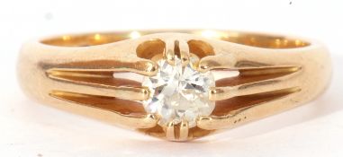 18ct gold single stone diamond ring featuring a round brilliant cut diamond, 0.40ct approx, raised