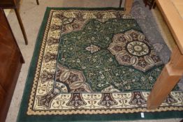 PATTERNED RUG WITH STYLISED ROSE DESIGN TO CENTRAL PANEL, APPROX 160 X 220CM