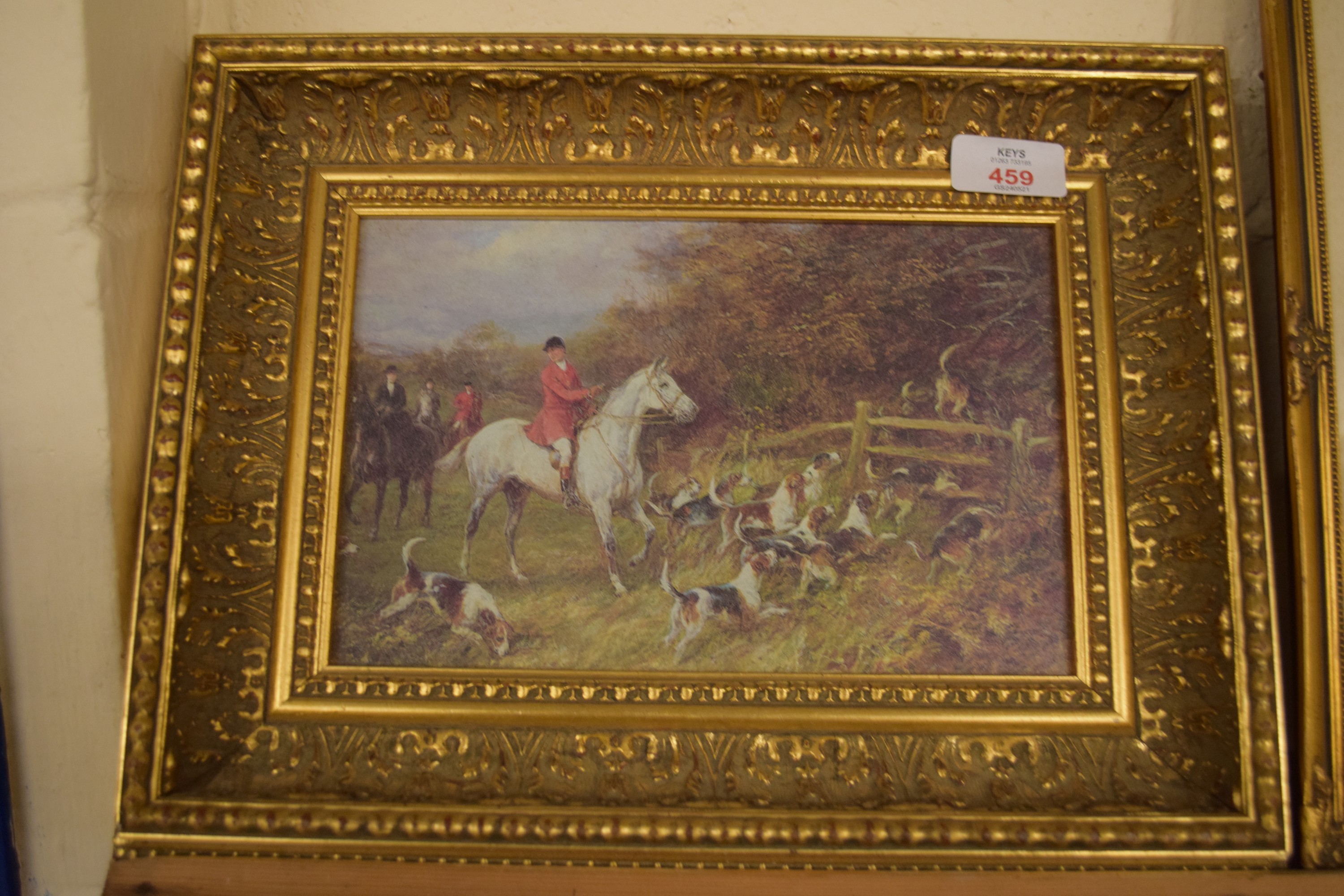 GILT FRAMED OLEOGRAPH OF A HUNTING SCENE, FRAME SIZE APPROX 37 X 28CM