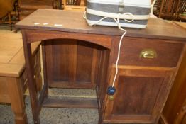 EARLY TO MID 20TH CENTURY STAINED WOOD SINGLE PEDESTAL DESK, APPROX 91 X 45CM