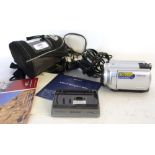 Sony Handicam DCR-SR30 video camera plus charger and manual