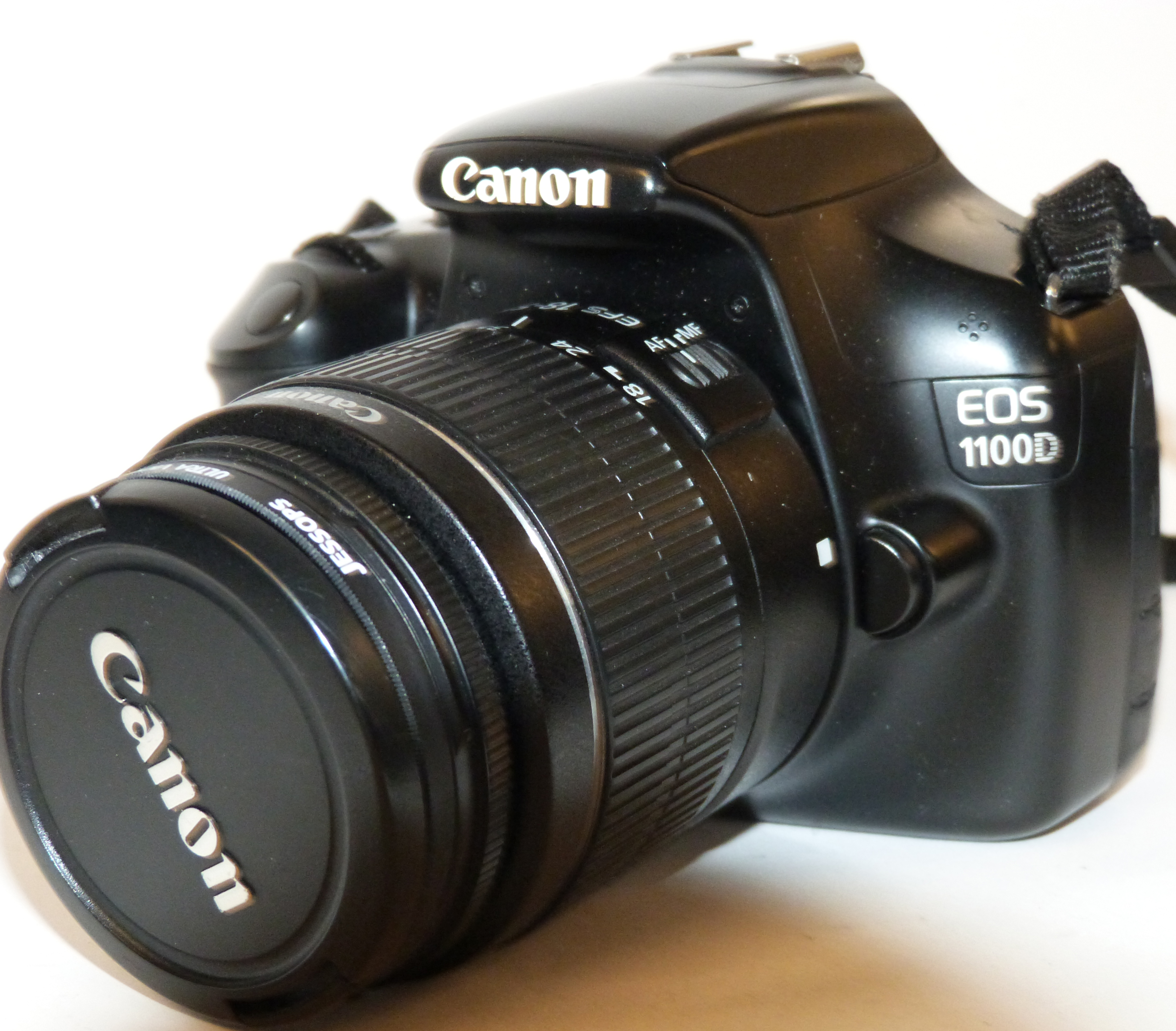 Canon EOS 1100 D digital camera together with Canon zoom lens EF-S 18-55mm, Tamron AF 70-300mm lens, - Image 2 of 6