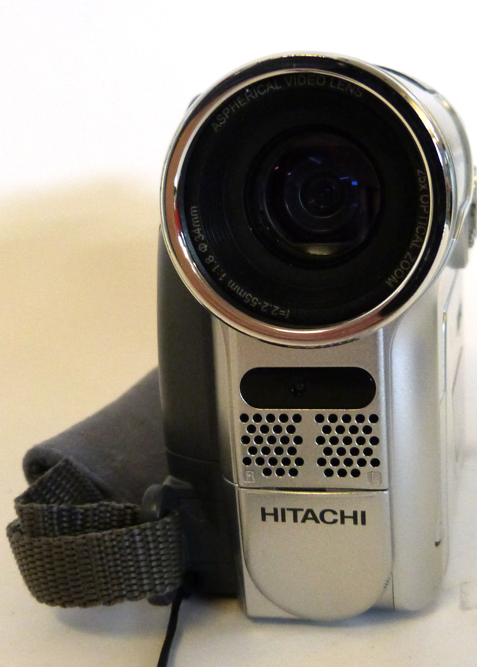 Hitachi D2-BX37E video camera with original box plus accessories - Image 3 of 8