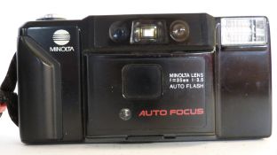 Minolta AF-E film camera with case and manual