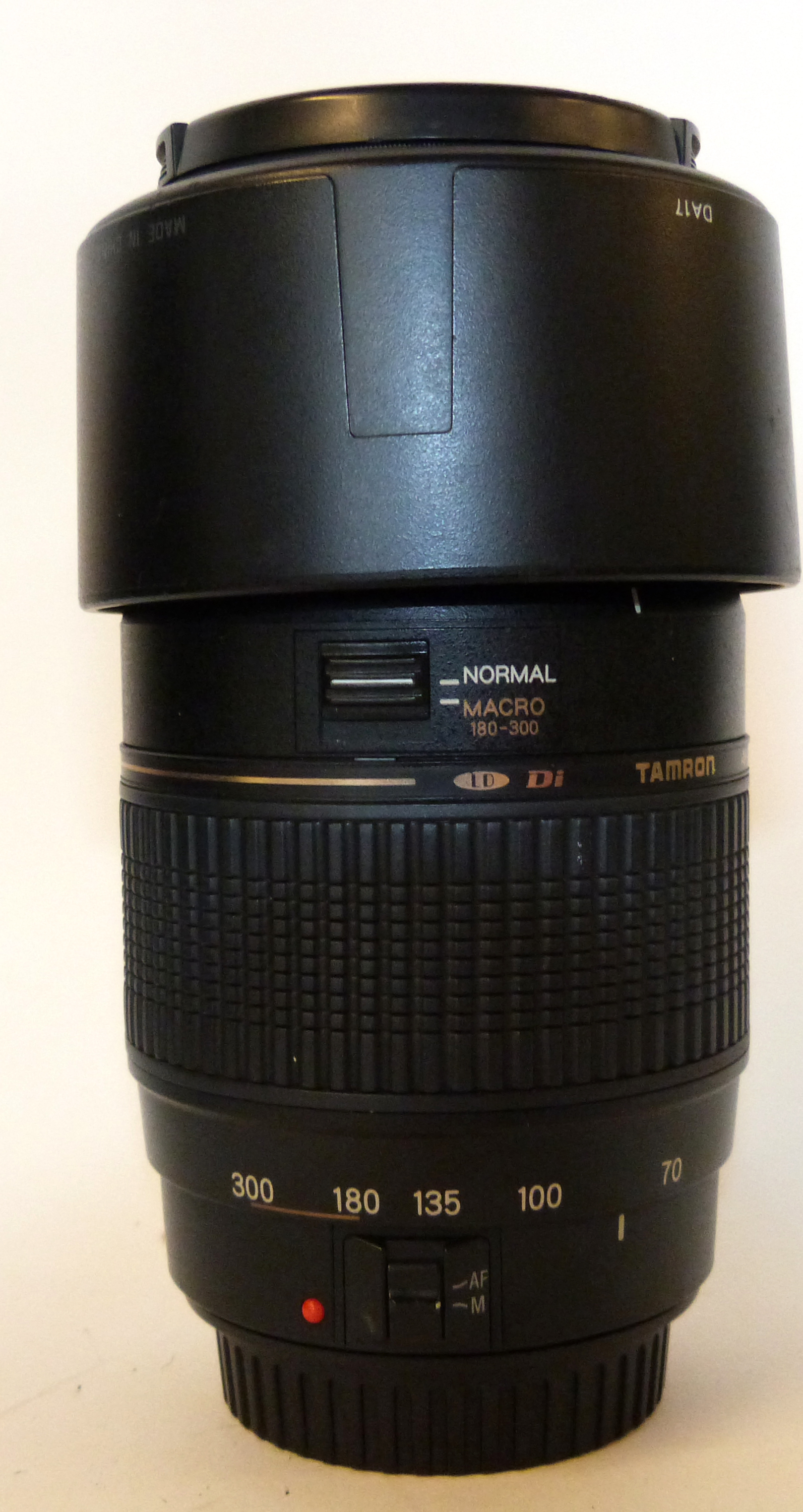 Canon EOS 1100 D digital camera together with Canon zoom lens EF-S 18-55mm, Tamron AF 70-300mm lens, - Image 6 of 6
