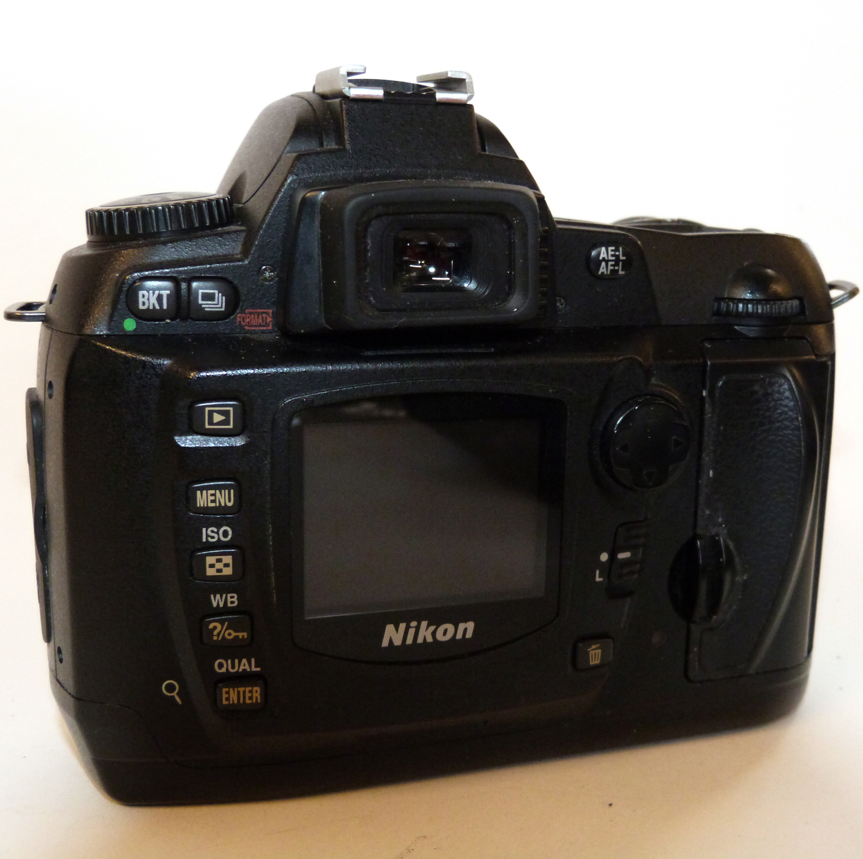Nikon D70 digital camera together with Nikon AF-S Nikkor 18-70mm lens, charger and fitted case - Image 4 of 6