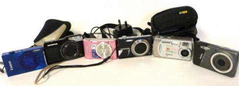 Mixed Lot: digital cameras