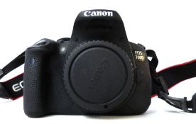 Canon 700D body