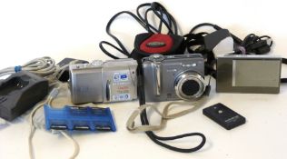 Mixed Lot: Fujifilm Finepix Z100 FD, a Kodad Easyshare 21275 and an Olympus Camedia C-60